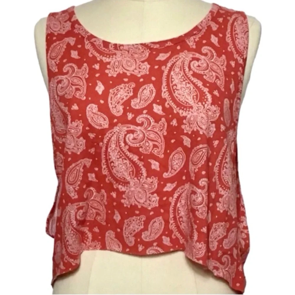 Spencer’s Paisley Print Hi-Lo Muscle Tank (NWT) (Size: Medium)